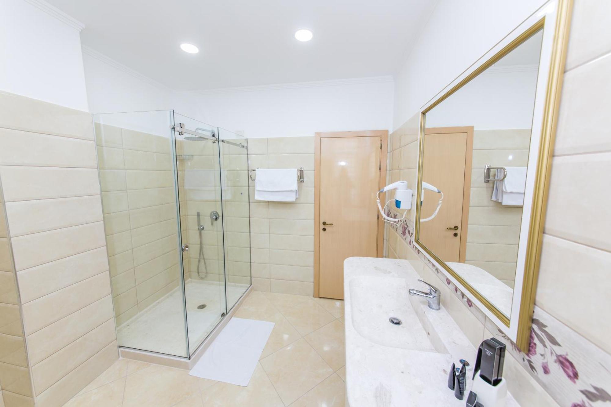 Hotel Belagrita Berat Room photo